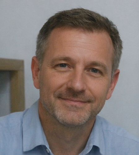 Simon - IELTS Expert